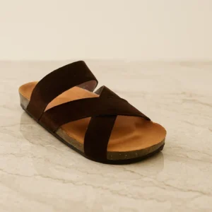 جلد طبيعى كود 3 – بني Slipper