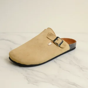 جلد طبيعى كود 8 - بيچ فاتح Slipper